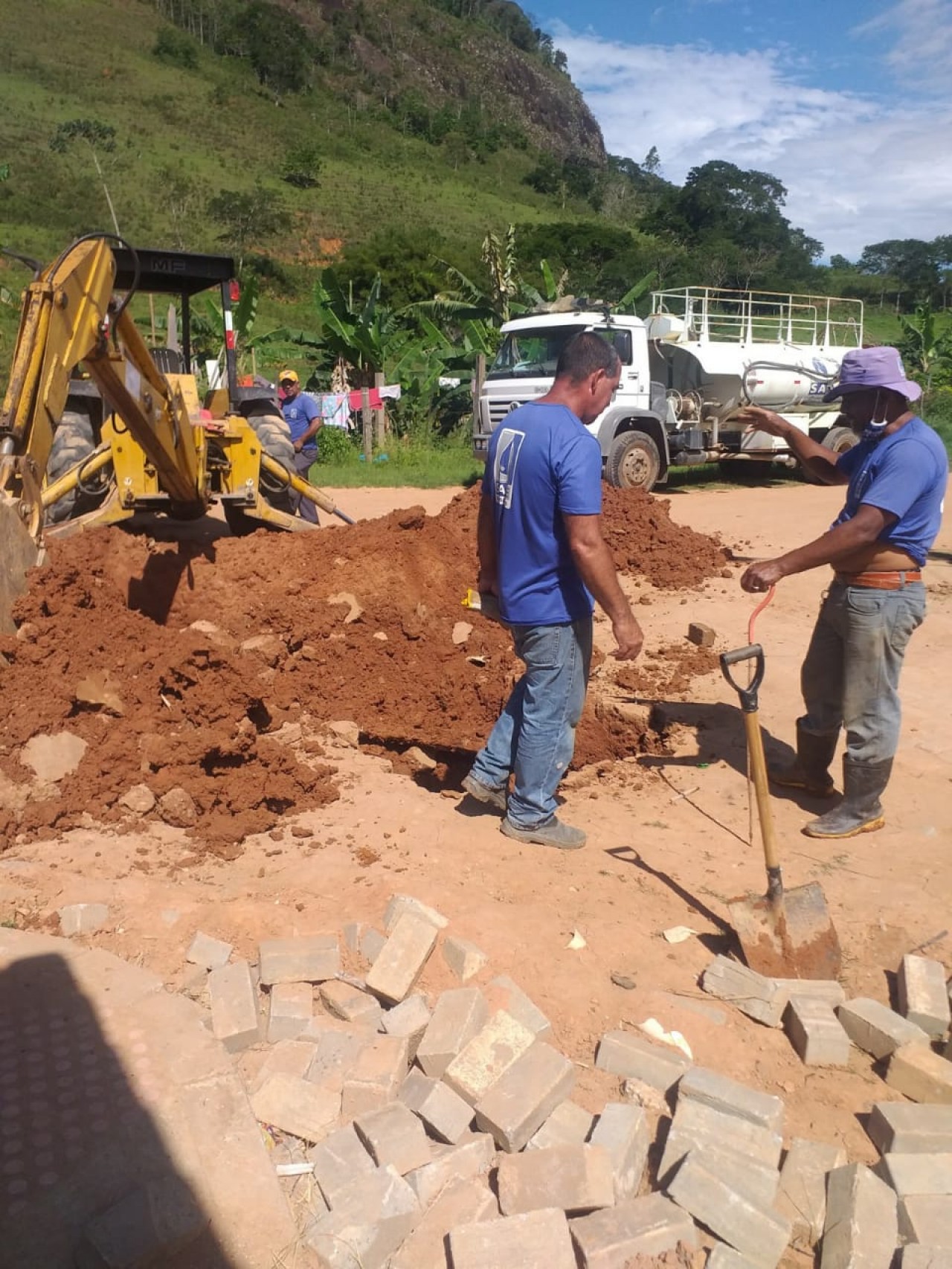 Serviço de Manutenção de Rede de Esgoto